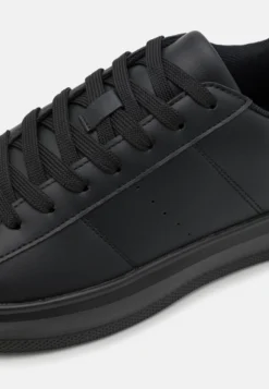 YOURTURN UNISEX - Sneakersy Niskie - Black -Yourturn 073cf78433364a9a8d0dba7d159a70e4 scaled