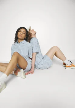 YOURTURN UNISEX - Szorty - Blue 10 YOURTURN UNISEX - Szorty - Blue -Yourturn 0eb7a4ca4e7141b5a3f9eb5ec1c35705 scaled