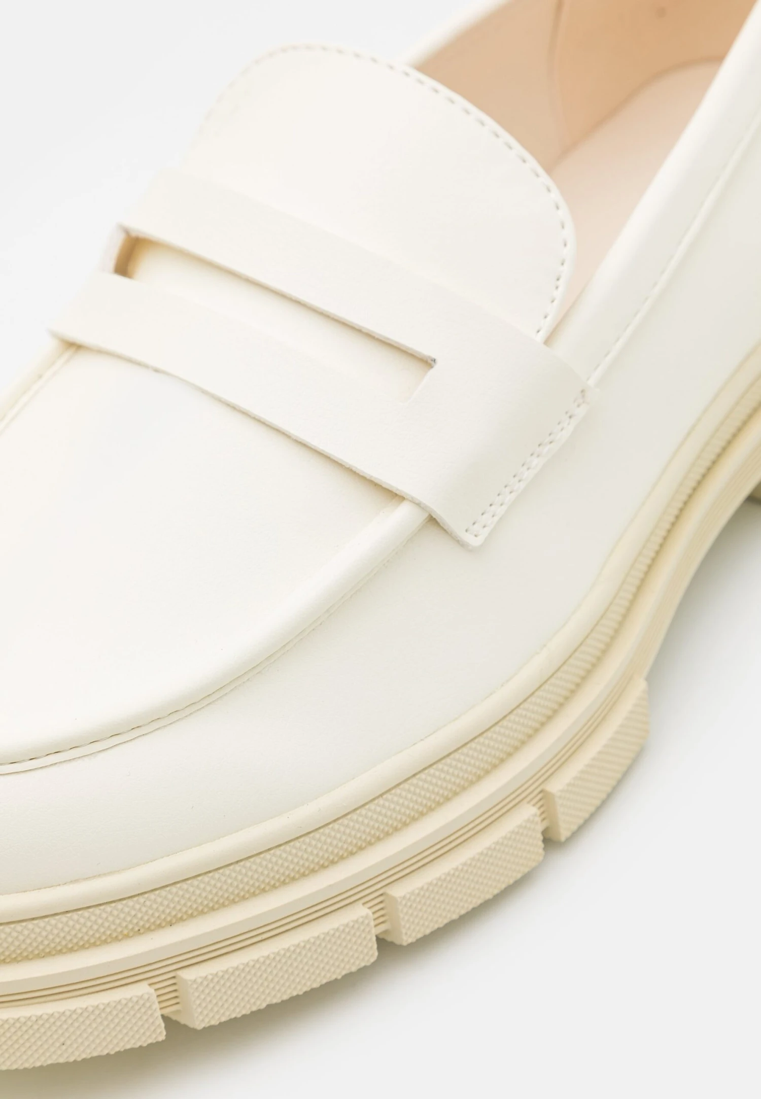 YOURTURN Półbuty Wsuwane - White 5 YOURTURN Półbuty Wsuwane - White - obrazek 5