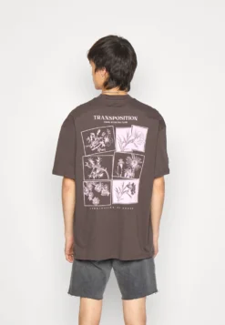 YOURTURN UNISEX - T-shirt Z Nadrukiem - Brown