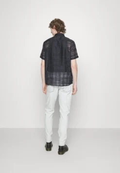 YOURTURN MESH SHIRT - Koszula - Black -Yourturn 1c58a84f03924ff8a6822e8adaee1e56 scaled