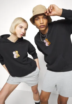 YOURTURN UNISEX - Szorty - Light Grey -Yourturn 1cdc379767fc4362a099fa5368ee1481 scaled