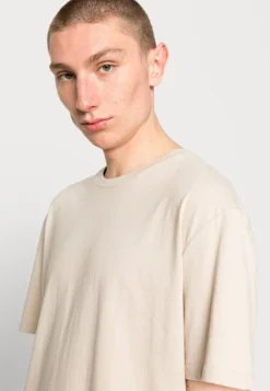 YOURTURN UNISEX 5 PACK - T-shirt Basic - Dark Grey/white/beige -Yourturn 1ff81c02e3974b36b3df2f96840a35da scaled