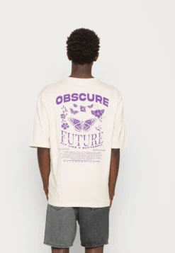 YOURTURN NOSTALGIA FUTURE TEE UNISEX - T-shirt Z Nadrukiem - Grey 7 YOURTURN NOSTALGIA FUTURE TEE UNISEX - T-shirt Z Nadrukiem - Grey -Yourturn 25d52fe8e87745ada730c3e23ab9c79d scaled