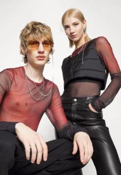 YOURTURN UNISEX - Bluzka Z Długim Rękawem - Red -Yourturn 2ce283cda1134ef3b438bb9794367f44 scaled