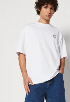 YOURTURN UNISEX - T-shirt Basic - White -Yourturn 2f6db178d0e249f59fa6579933ea8234 scaled