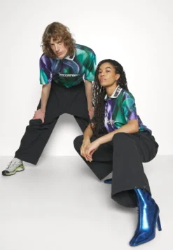 YOURTURN UNISEX - Spodnie Materiałowe - Black -Yourturn 34147c8877894791a8476b727cebeac3 scaled