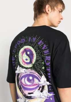 YOURTURN GOOD IN EVERYTHING GRAPHIC T-SHIRT UNISEX - T-shirt Z Nadrukiem - Black -Yourturn 3b672df96fa743279e1294c91fe89d5e scaled