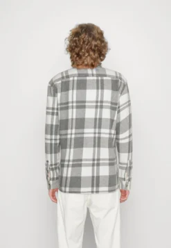 YOURTURN UNISEX - Kurtka Przejściowa - Light Grey -Yourturn 3ba2589fb0634bb181aa65fc04de9840 scaled