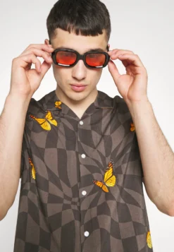 YOURTURN UNISEX - Koszula - Brown -Yourturn 3e011ce111b049238201f56b8039ff24 scaled