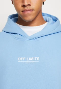 YOURTURN SUPER OVERSIZED UNISEX - Bluza Z Kapturem - Light Blue -Yourturn 3ed76e898ca34c58b3bd5bcb37cbf7aa scaled