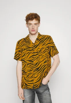 YOURTURN GENDERLESS RESORT - Koszula - Black