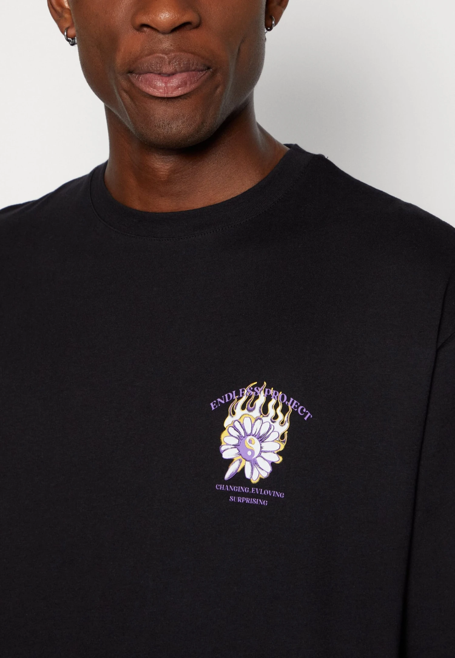 YOURTURN Unisex - T-shirt Z Nadrukiem - Black 6 YOURTURN Unisex - T-shirt Z Nadrukiem - Black - obrazek 6