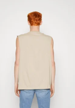 YOURTURN UNISEX 2 PACK - Top - Beige/dark Blue -Yourturn 4f0d8b5fdd7947bbb5fbcf527ac8c441 scaled