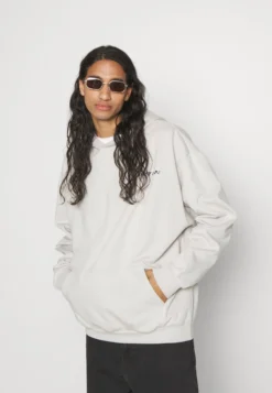 YOURTURN UNISEX - Bluza Z Kapturem - Light Grey -Yourturn 52e26677e4cc4254906e39e5a02d652b scaled