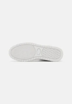 YOURTURN UNISEX - Sneakersy Wysokie - White -Yourturn 5abb9fefb7ff4020a601d924694a6129 scaled