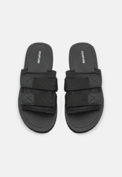 YOURTURN UNISEX - Klapki - Black -Yourturn 5eae7a11b85943ca8af921616fe9aa87 scaled