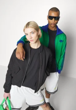 YOURTURN UNISEX 3 PACK - T-shirt Basic - White/mint/black 12 YOURTURN UNISEX 3 PACK - T-shirt Basic - White/mint/black -Yourturn 653bc11f8bea43f9b6b61d016c1de7b7 scaled