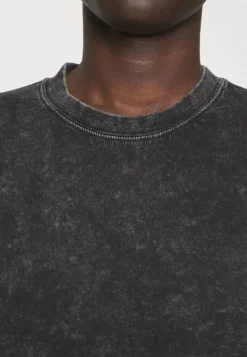 YOURTURN 2 PACK UNISEX - T-shirt Basic - Black/olive -Yourturn 657cb27b285d454d8ec01799fcbfec6b scaled