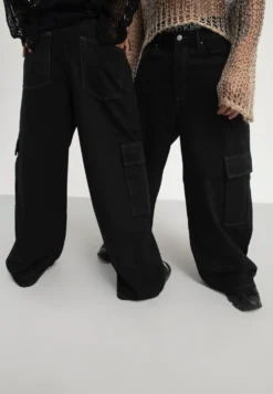 YOURTURN UNISEX - Jeansy Relaxed Fit - Black Denim -Yourturn 6bf9730e77474f359b5197f7d3535ca8 scaled