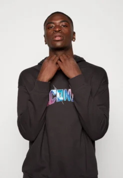 YOURTURN Bluza - Black -Yourturn 6c83975253ae4f8e9d7ac3d32254845c scaled