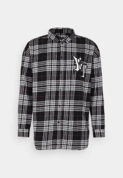 YOURTURN UNISEX - Koszula - White/black -Yourturn 6ef79e66e0c24fa79be63c30f4b672df scaled