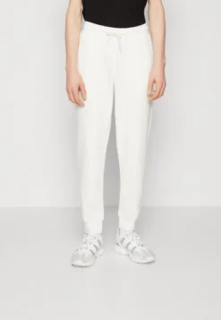 YOURTURN UNISEX 2 PACK - Spodnie Treningowe - Brown/off-white -Yourturn 82f25c20d5054d1890056ed775634b2f scaled