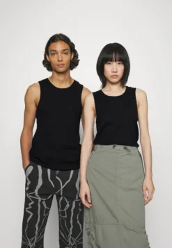 YOURTURN SLIM FIT RIBBED TANK UNISEX 2 PACK - Top - White/black -Yourturn 96335268f9184c26b425f1de3d89ee68 scaled