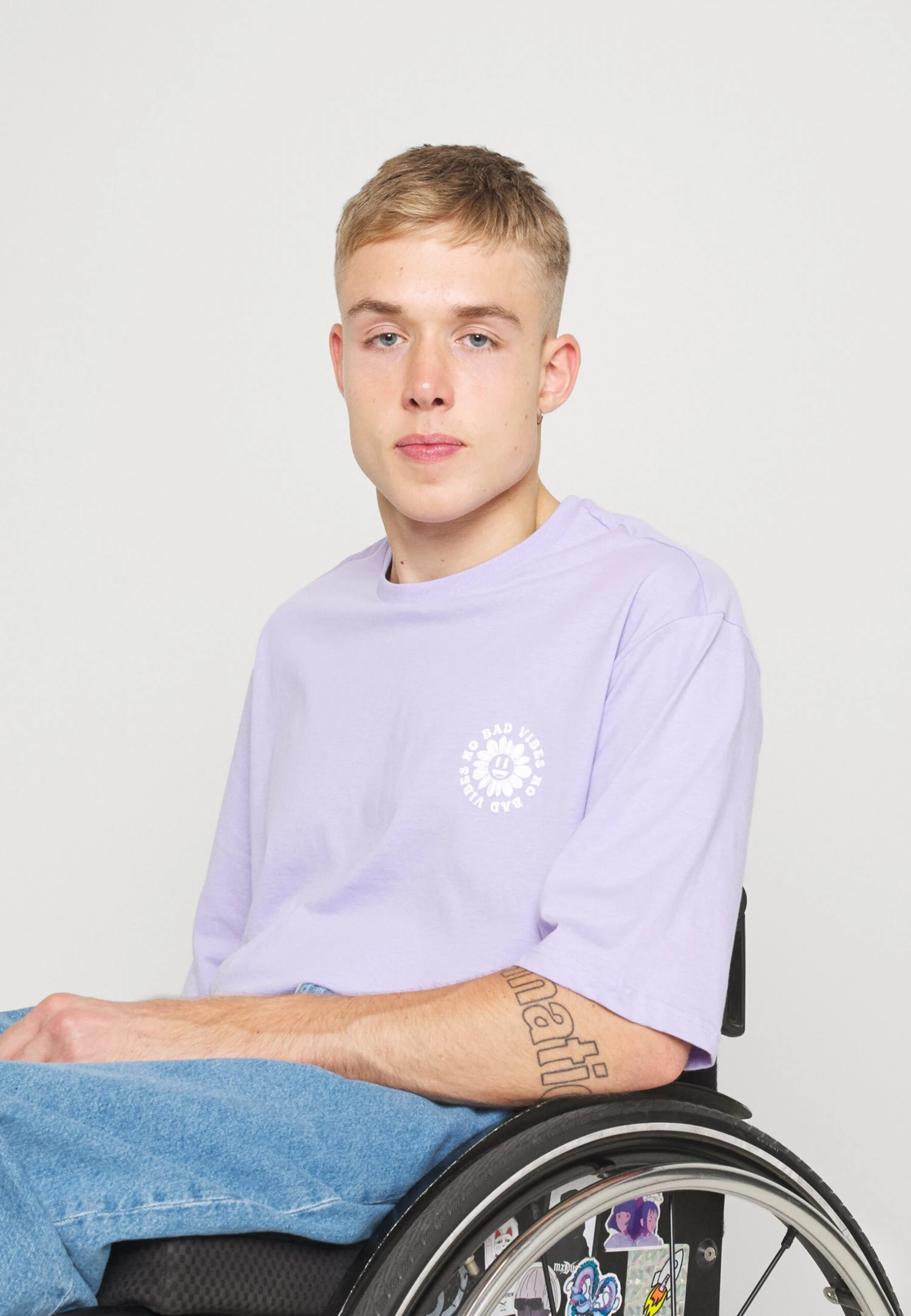 YOURTURN UNISEX - T-shirt Z Nadrukiem - Purple 3 YOURTURN UNISEX - T-shirt Z Nadrukiem - Purple - obrazek 3