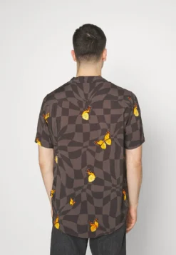 YOURTURN UNISEX - Koszula - Brown -Yourturn a1e338b122db4b79a08c014c9d63e399 scaled