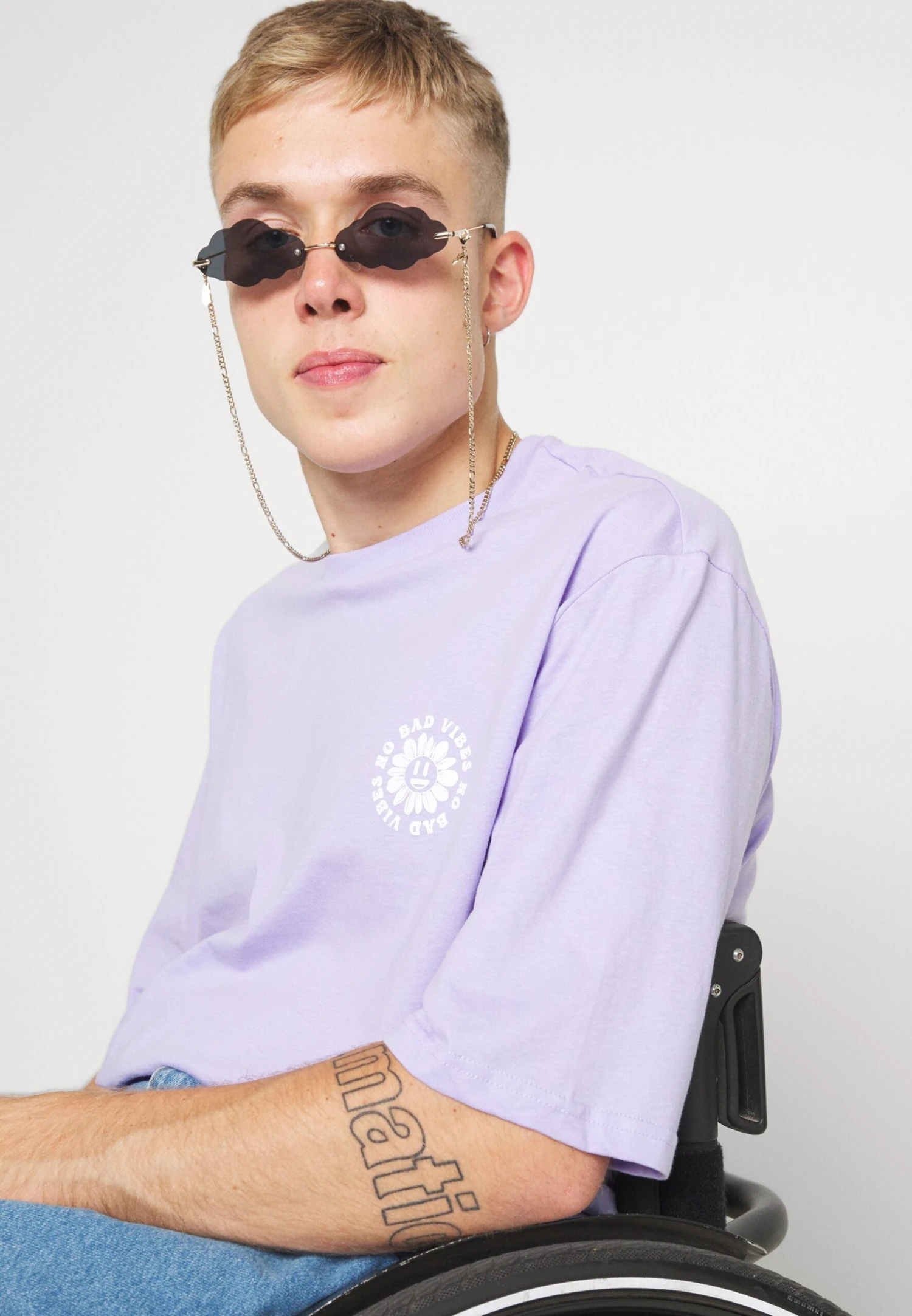 YOURTURN UNISEX - T-shirt Z Nadrukiem - Purple 6 YOURTURN UNISEX - T-shirt Z Nadrukiem - Purple - obrazek 6