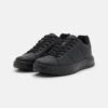 YOURTURN UNISEX - Sneakersy Niskie - Black