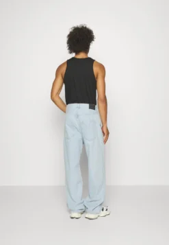 YOURTURN BAGGY JEANS UNISEX - Jeansy Relaxed Fit - Light Blue Denim -Yourturn b5a3a98eb1c846b6896614b68e538ab7 scaled