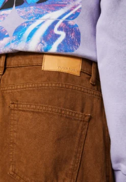 YOURTURN UNISEX - Jeansy Relaxed Fit - Brown -Yourturn c0082cd3a5d24d63b1a92f6510e64a77 scaled