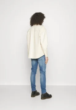 YOURTURN UNISEX - Kurtka Ze Skóry Ekologicznej - Beige -Yourturn c671d83259a145cbb626a655a3237175 scaled