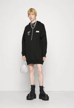 Yourturn -Yourturn c96a0236cde74c08b157bc07a0561436