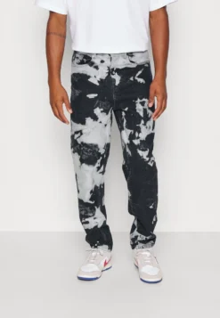 YOURTURN UNISEX MOONWASH UNISEX - Jeansy Relaxed Fit - Black