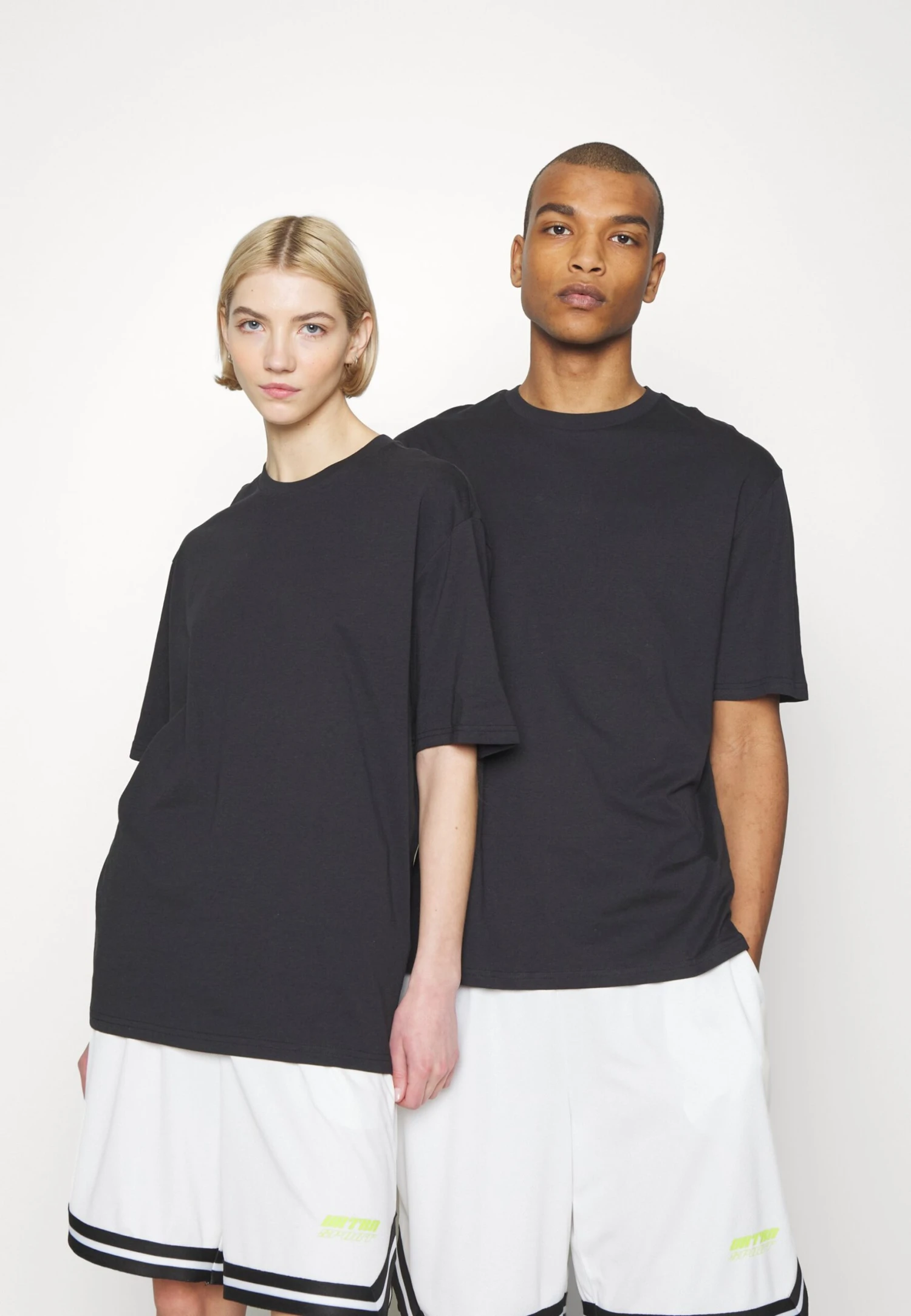 YOURTURN UNISEX 3 PACK - T-shirt Basic - White/mint/black 2 YOURTURN UNISEX 3 PACK - T-shirt Basic - White/mint/black - obrazek 2