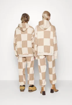 YOURTURN UNISEX - Spodnie Treningowe - Beige -Yourturn cf69707f579243a1b1a81a42fc59ce0e scaled