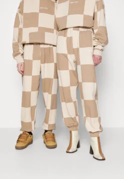 YOURTURN UNISEX - Spodnie Treningowe - Beige