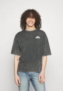 YOURTURN SKULL GRAPHIC TEE UNISEX - T-shirt Z Nadrukiem - Mottled Black -Yourturn da5ddb789f454a678b4b27212f932166 scaled