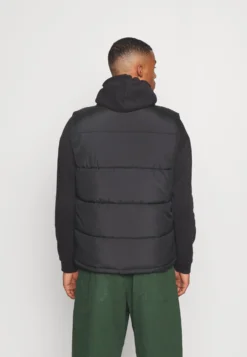 YOURTURN PUFFER VEST UNISEX - Kamizelka - Black -Yourturn de5a394f9d5c4dbbaa35831feaa521d9 scaled
