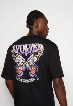 YOURTURN Unisex - T-shirt Z Nadrukiem - Black 9 YOURTURN Unisex - T-shirt Z Nadrukiem - Black -Yourturn e2a4333252ba41748df144a2efc6f001 scaled