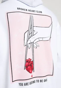 YOURTURN Bluza Z Kapturem - White -Yourturn e382f76418b3473eb23e17dad02c46cc scaled