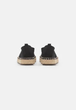 YOURTURN Espadryle - Black -Yourturn ed58486e89804e79ab68a10c050c375b scaled