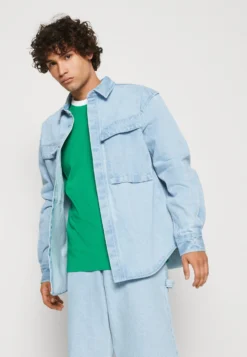 YOURTURN UNISEX - Kurtka Jeansowa - Blue 9 YOURTURN UNISEX - Kurtka Jeansowa - Blue -Yourturn fd2bf4f8c7d146b99288493a5b3cc8a4 scaled